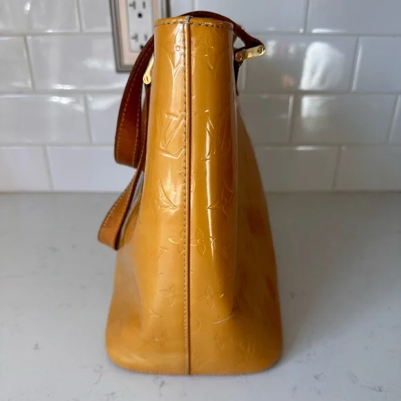 Authentic LV vernis bag! Th0919 - Picture 4 of 10